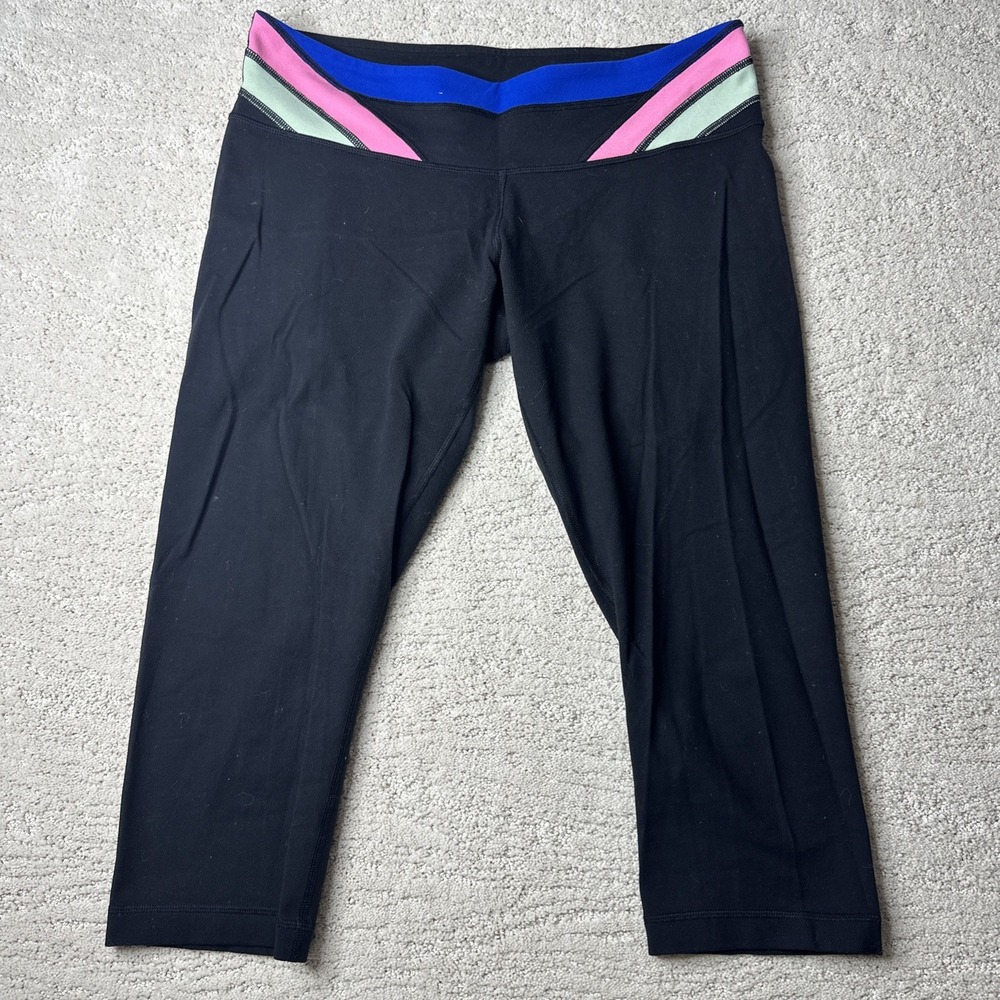 Women's Lululemon 12 Wunder‎ Under Crop Black Reversible Leggings